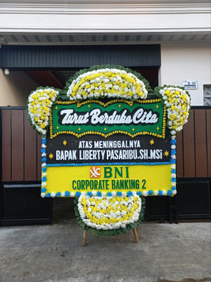 Papan Bunga Duka di Ampenan Selatan