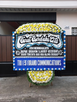 Papan Bunga Duka di Ampenan Selatan
